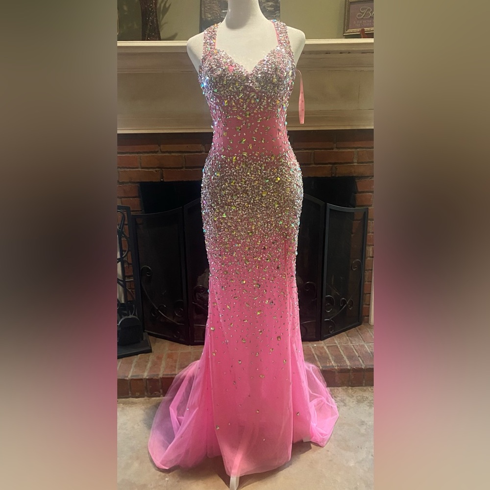 Elegant Pink Embellished Evening Gown